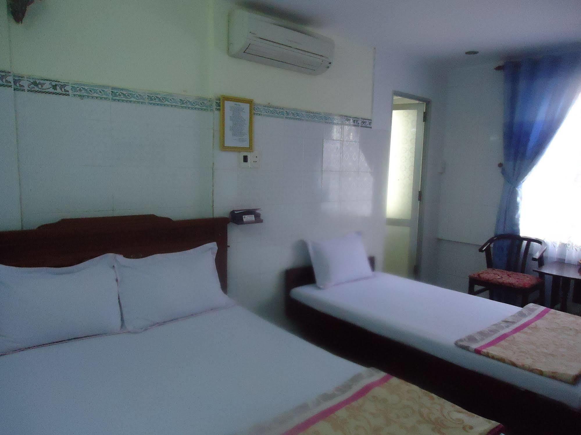 Anh Linh 1 Hotel Донгхой Екстер'єр фото