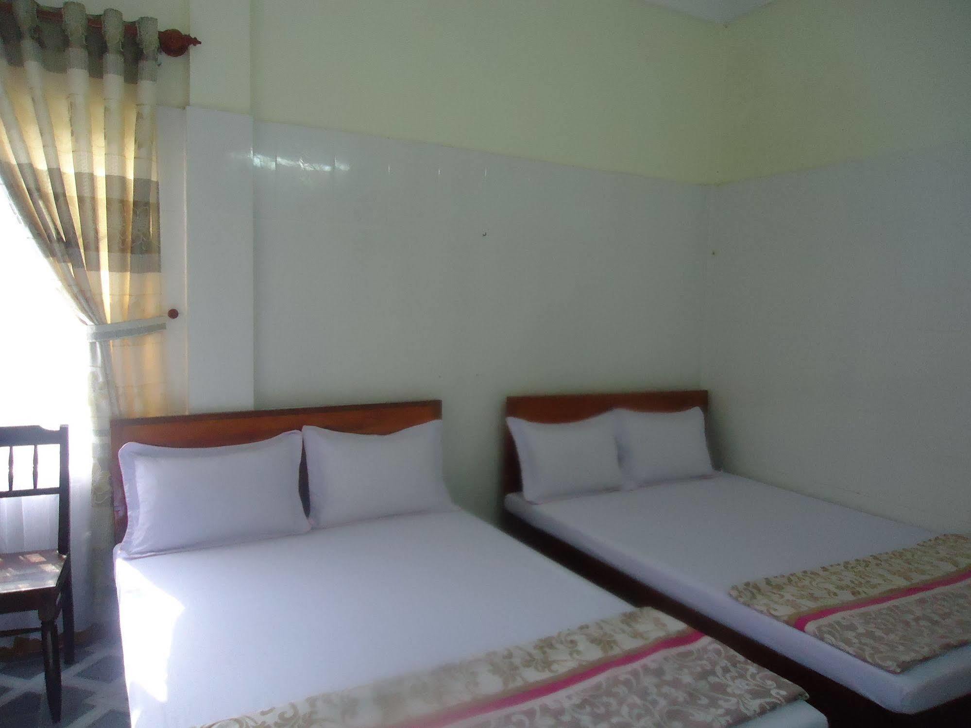 Anh Linh 1 Hotel Донгхой Екстер'єр фото
