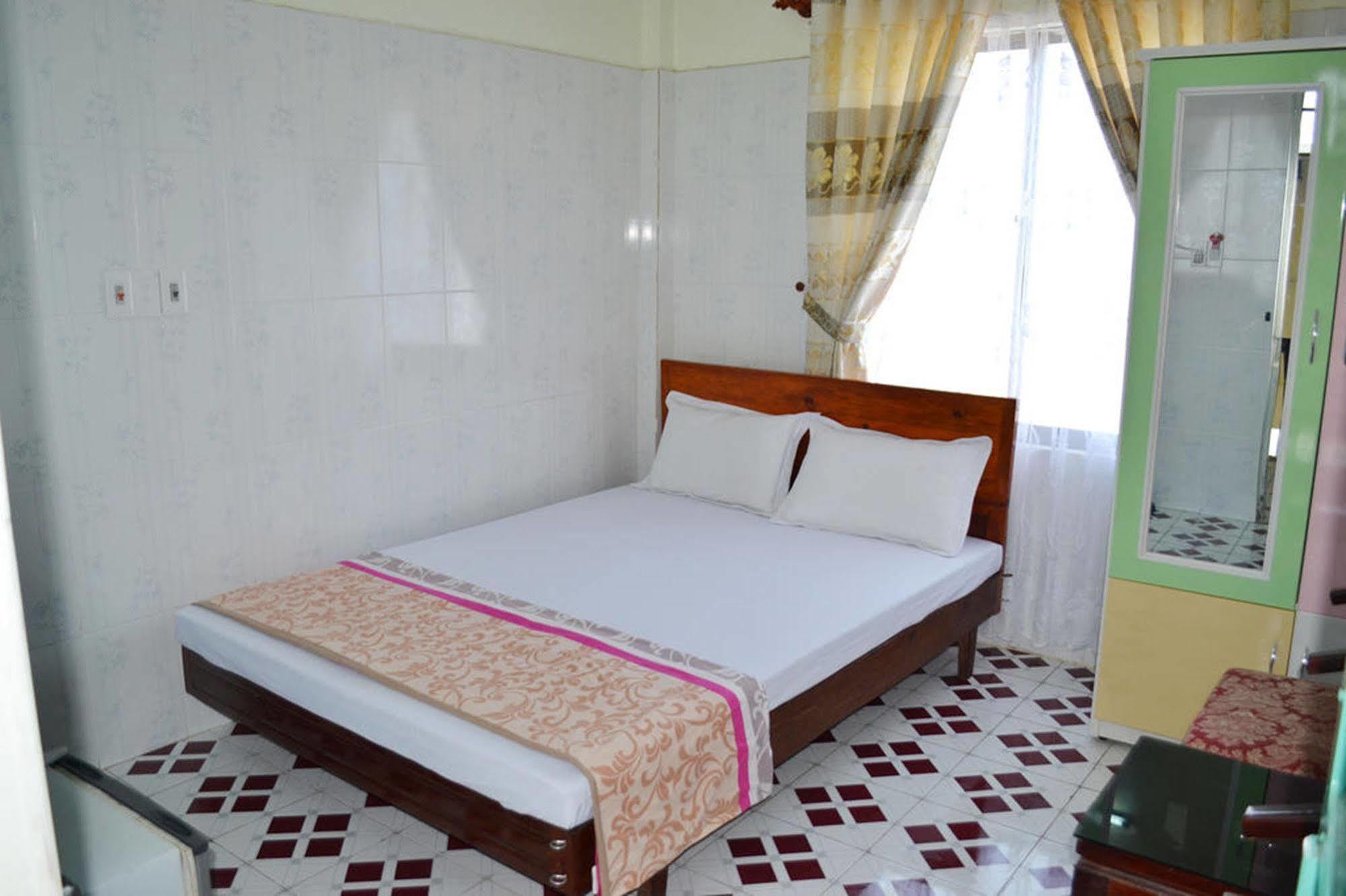 Anh Linh 1 Hotel Донгхой Екстер'єр фото