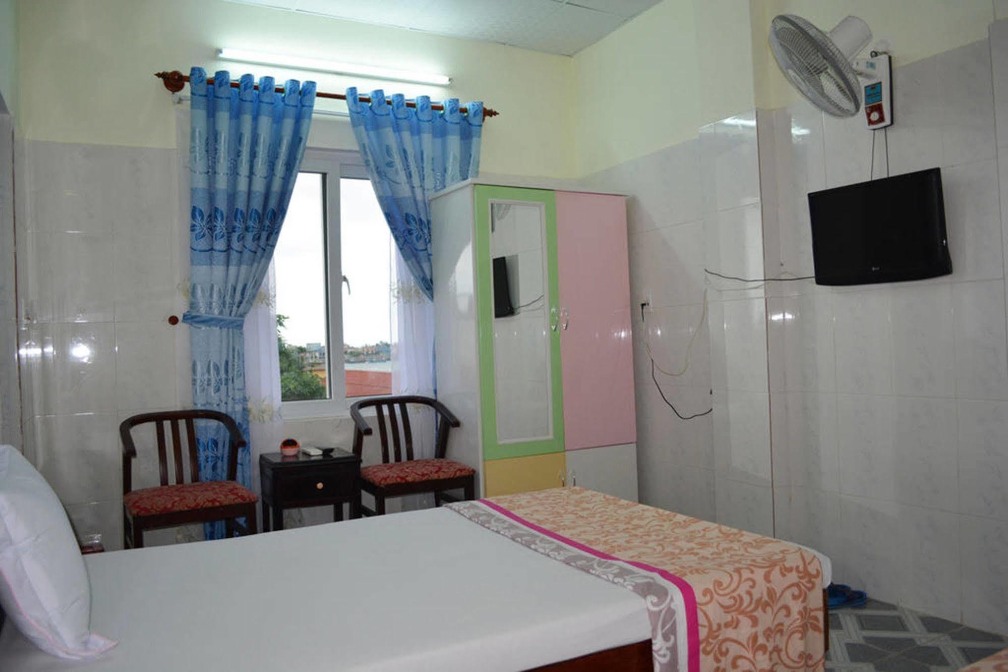 Anh Linh 1 Hotel Донгхой Екстер'єр фото
