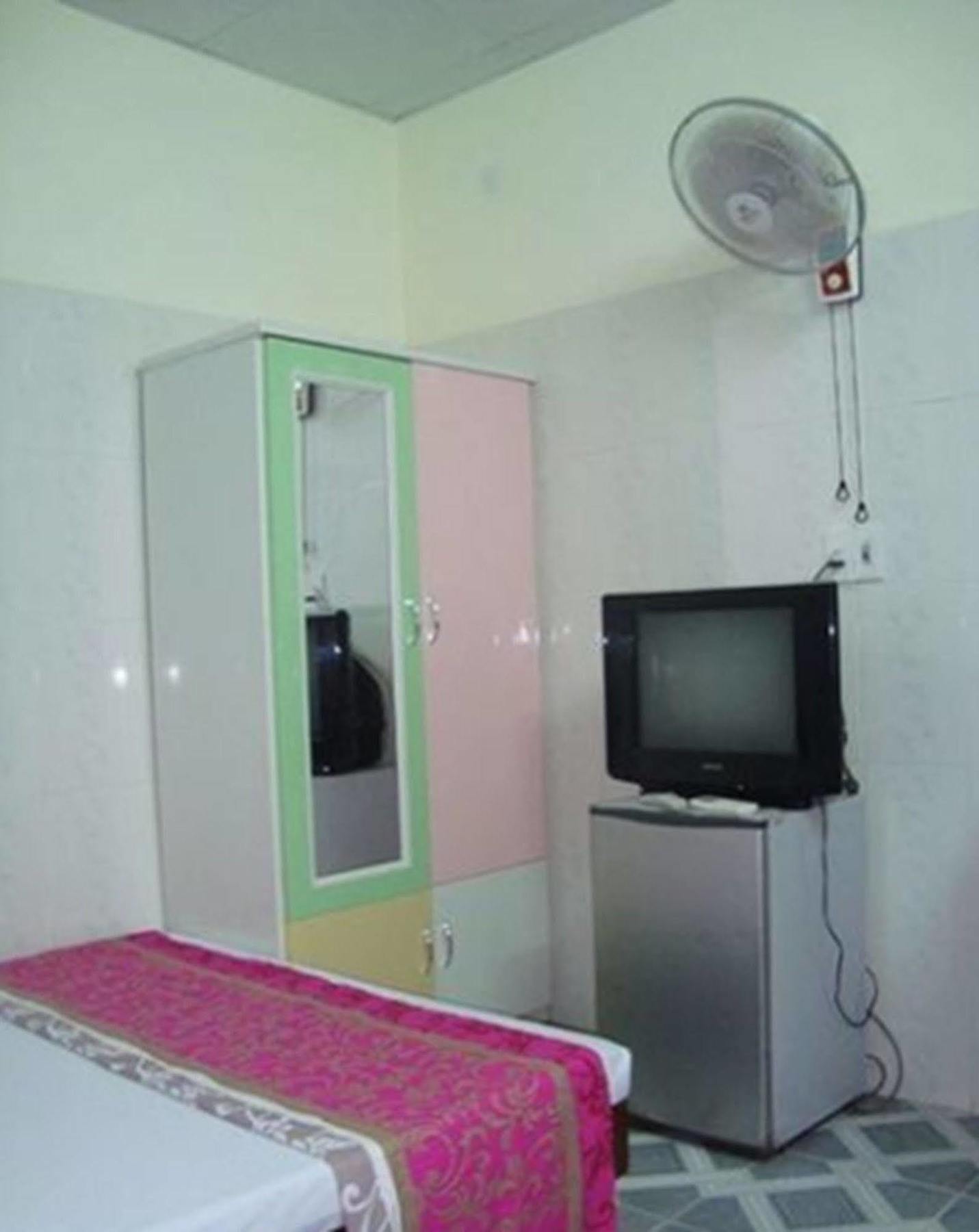 Anh Linh 1 Hotel Донгхой Екстер'єр фото
