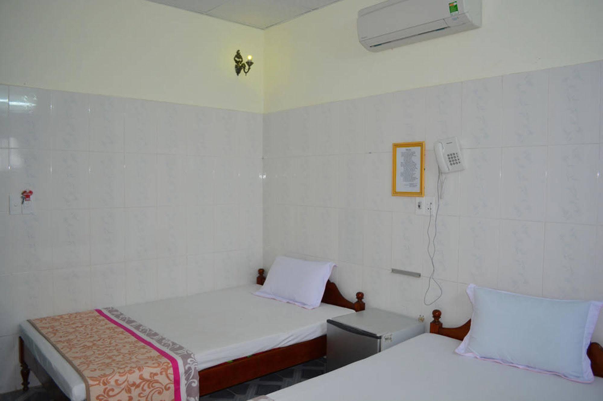 Anh Linh 1 Hotel Донгхой Екстер'єр фото